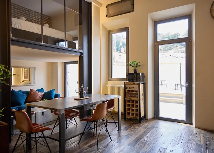 Ponte Alla Vittoria Urban Garden Loft